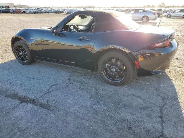 2022 Mazda MX-5 Miata Sport