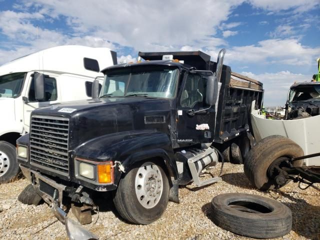 2013 Mack 600 CHU600