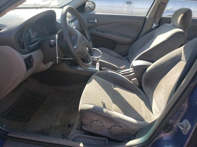 2000 Nissan Sentra Base