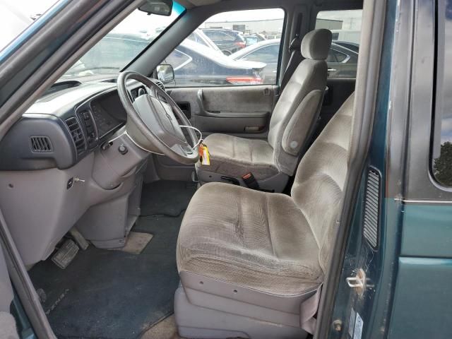 1995 Plymouth Grand Voyager LE