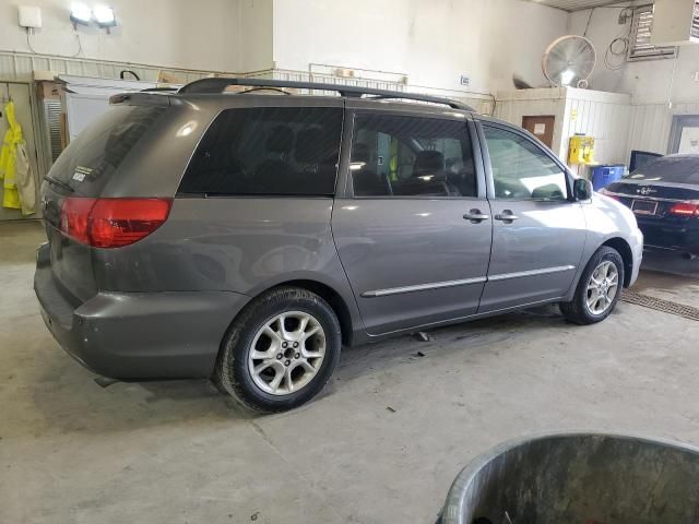 2004 Toyota Sienna XLE