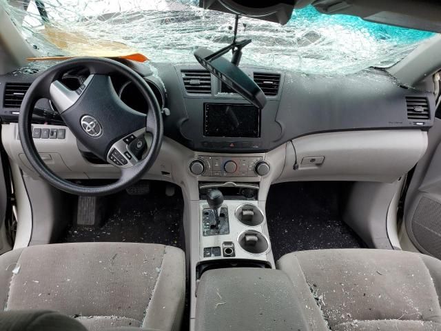 2011 Toyota Highlander Base