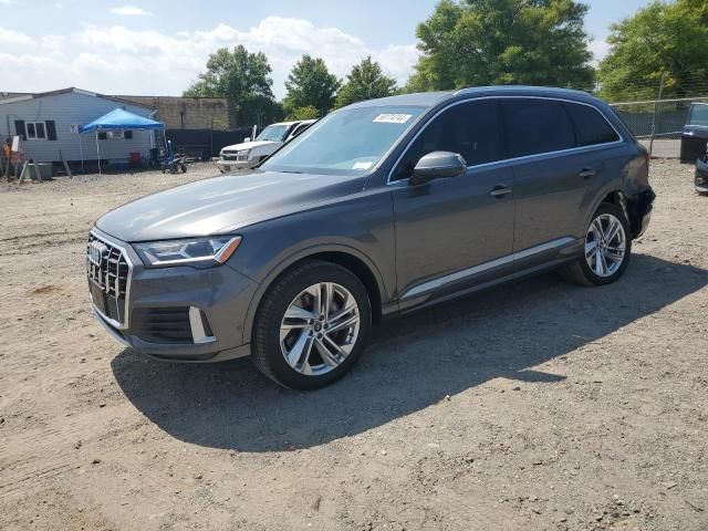 2021 Audi Q7 Premium Plus