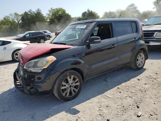 2013 KIA Soul +