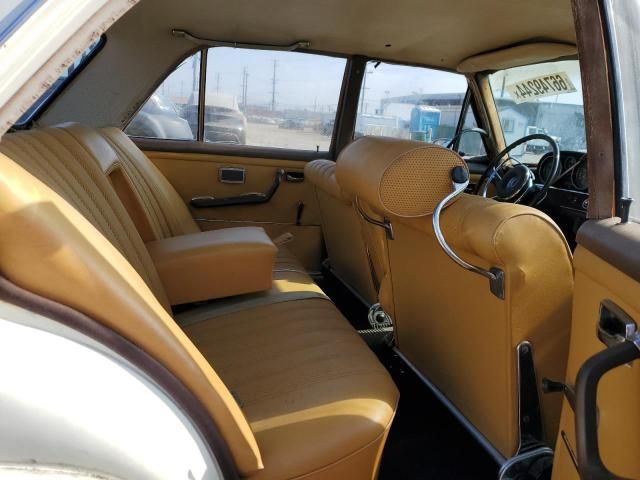 1968 Mercedes-Benz 250SE