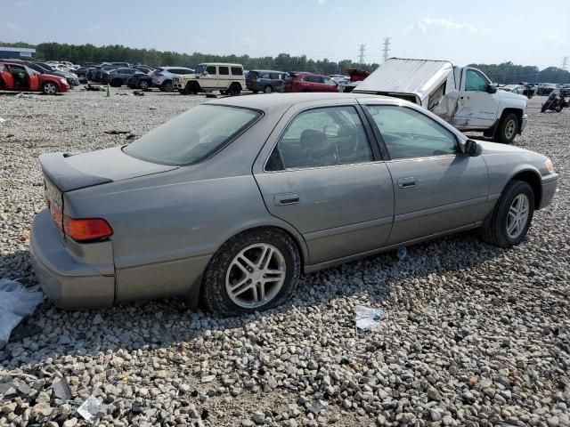 2001 Toyota Camry LE