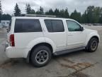 2006 Nissan Pathfinder LE