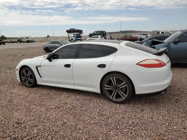 2013 Porsche Panamera 2