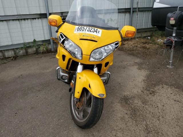 2001 Honda GL1800