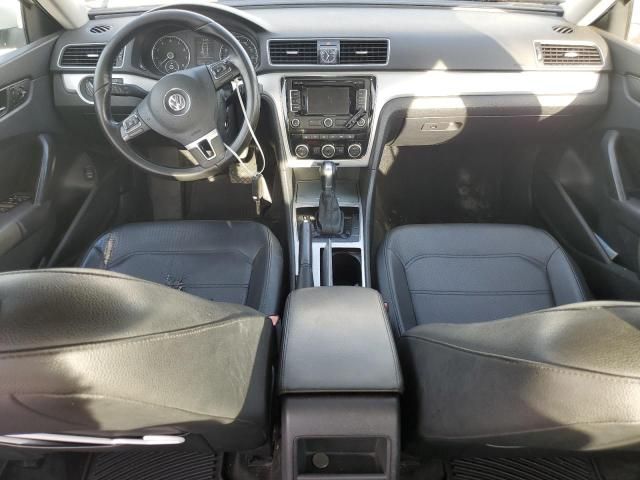 2012 Volkswagen Passat SE