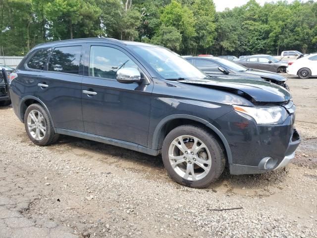 2015 Mitsubishi Outlander SE