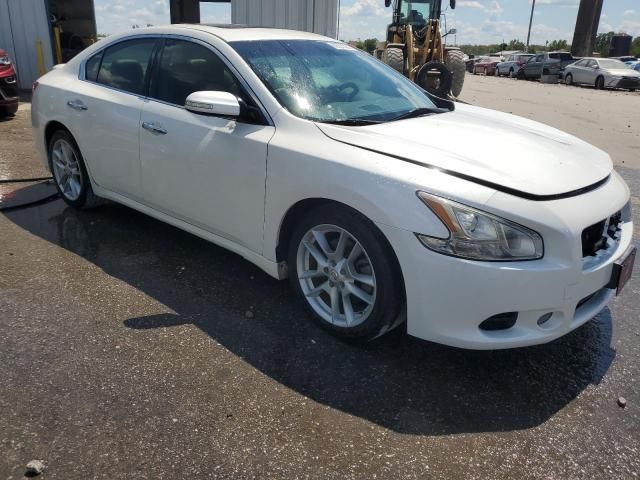 2010 Nissan Maxima S