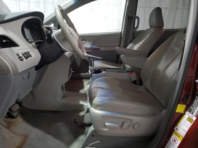 2012 Toyota Sienna XLE