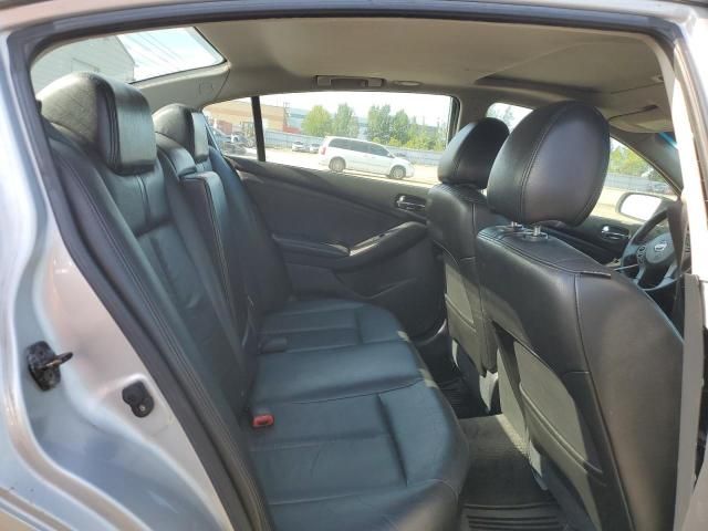 2010 Nissan Altima Base