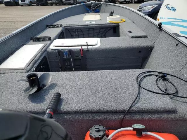 2018 Tracker Boat