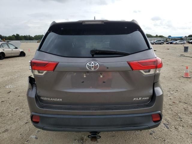 2017 Toyota Highlander SE