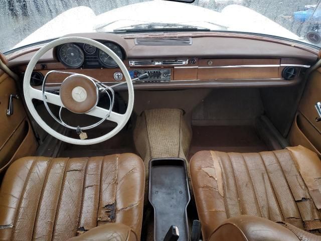 1967 Mercedes-Benz 250S