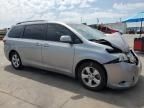 2017 Toyota Sienna LE