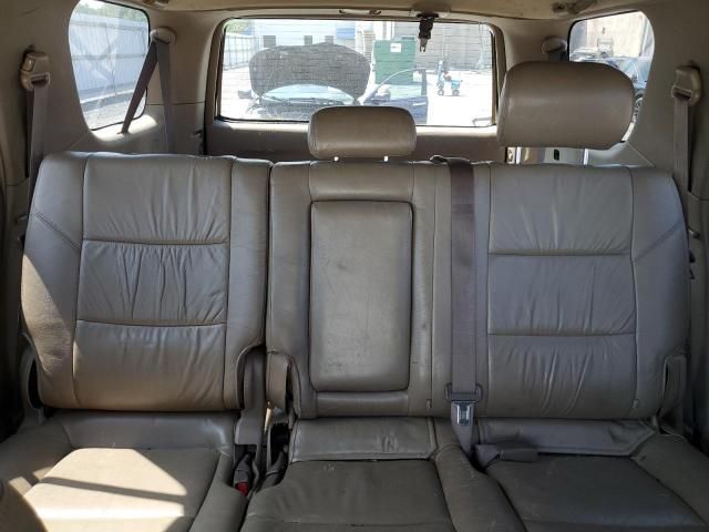 2003 Toyota Sequoia SR5