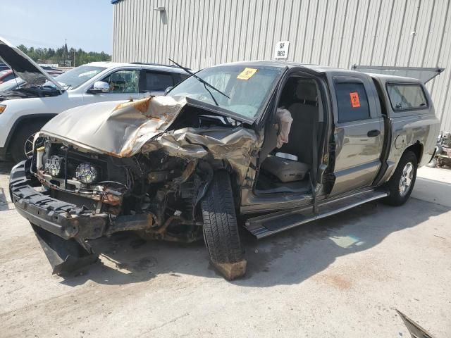 2006 Dodge Dakota Quad SLT