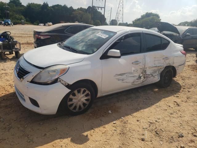 2013 Nissan Versa S