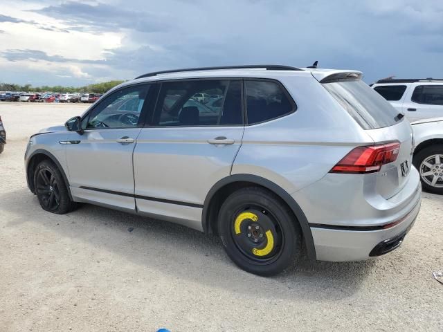 2023 Volkswagen Tiguan SE R-LINE Black