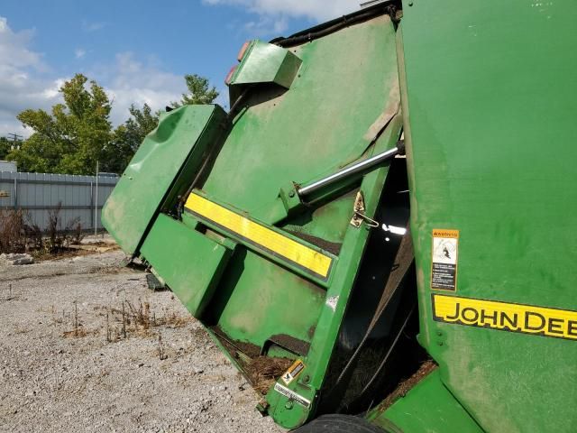 2010 John Deere Bailer