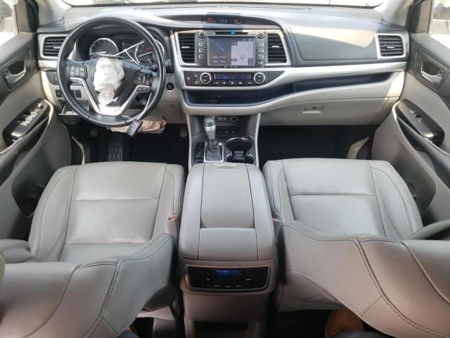 2018 Toyota Highlander SE