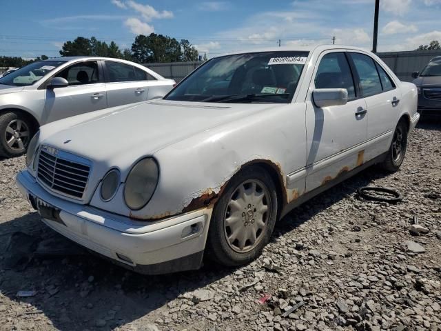 1999 Mercedes-Benz E 320