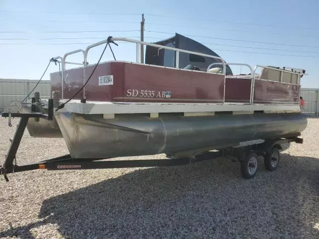 2011 Caym Pontoon