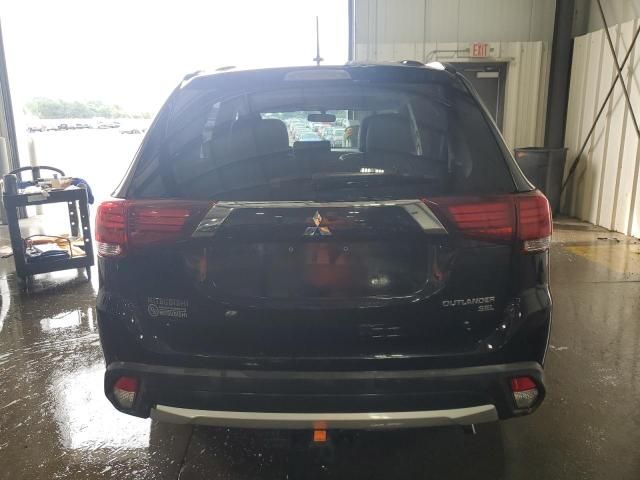 2016 Mitsubishi Outlander SE