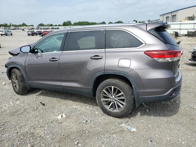 2019 Toyota Highlander SE