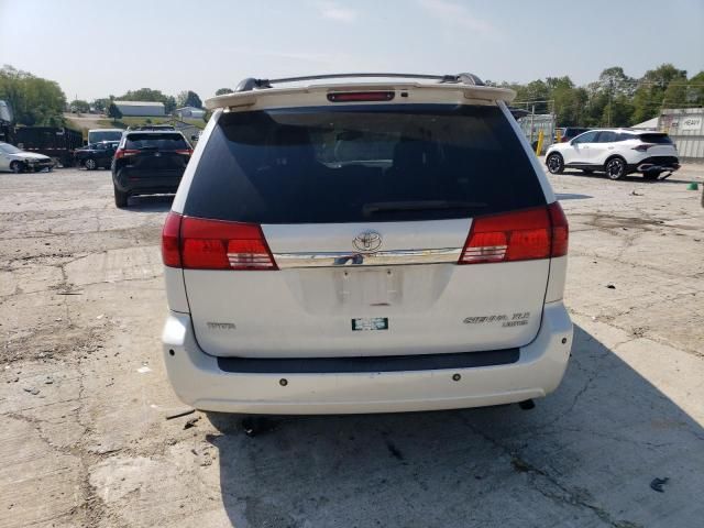 2004 Toyota Sienna XLE