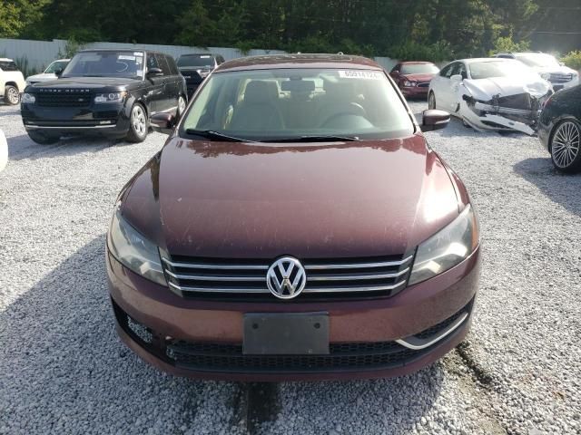 2012 Volkswagen Passat SE