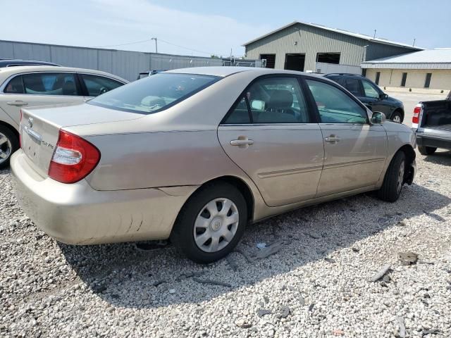 2004 Toyota Camry LE