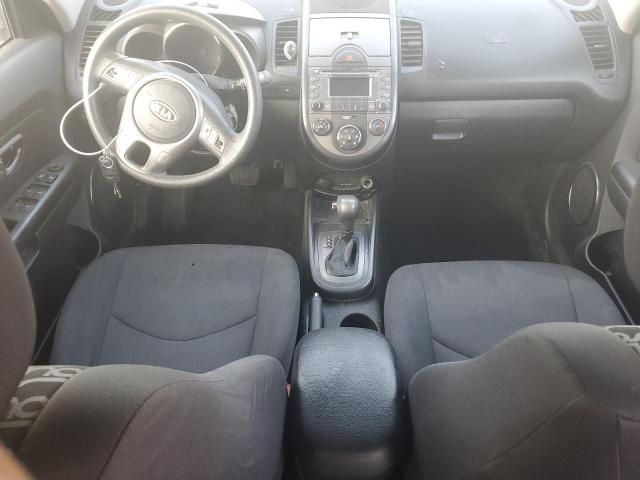 2011 KIA Soul +