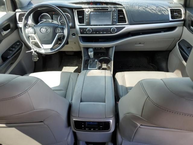 2018 Toyota Highlander SE