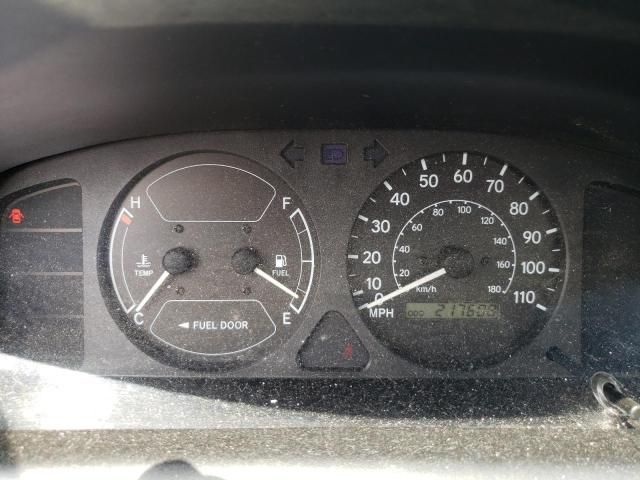 2002 Chevrolet GEO Prizm Base