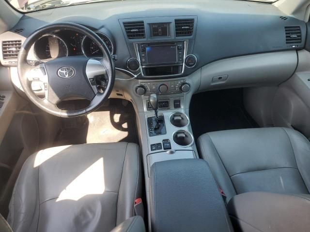 2013 Toyota Highlander Base