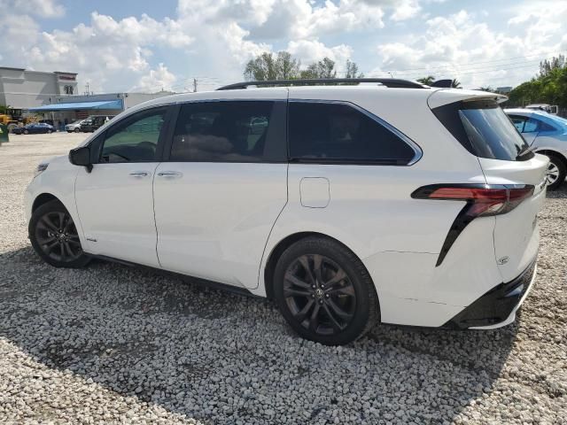 2021 Toyota Sienna XSE