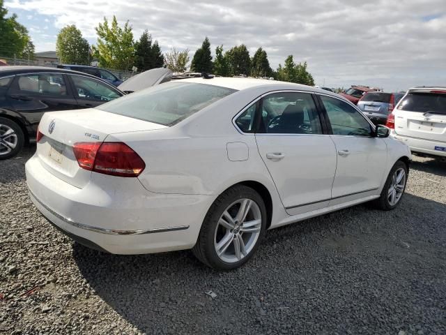 2013 Volkswagen Passat SEL