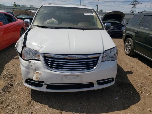 2016 Chrysler Town & Country Limited