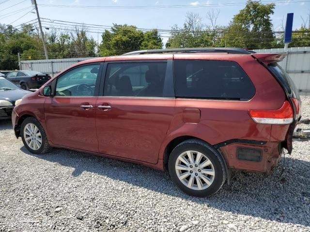 2012 Toyota Sienna XLE