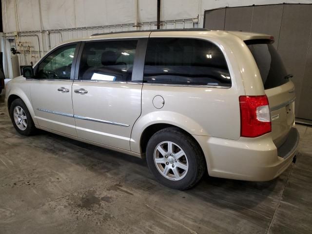 2012 Chrysler Town & Country Touring