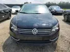 2014 Volkswagen Passat SE