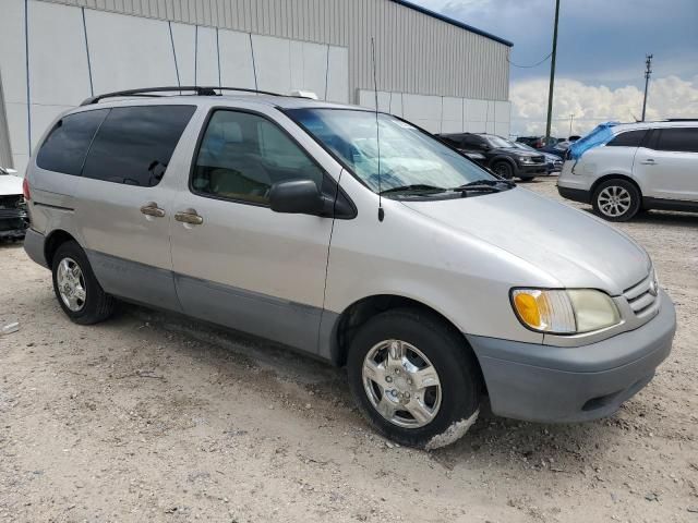 2003 Toyota Sienna CE