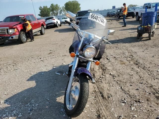 2004 Honda VT1100 C2