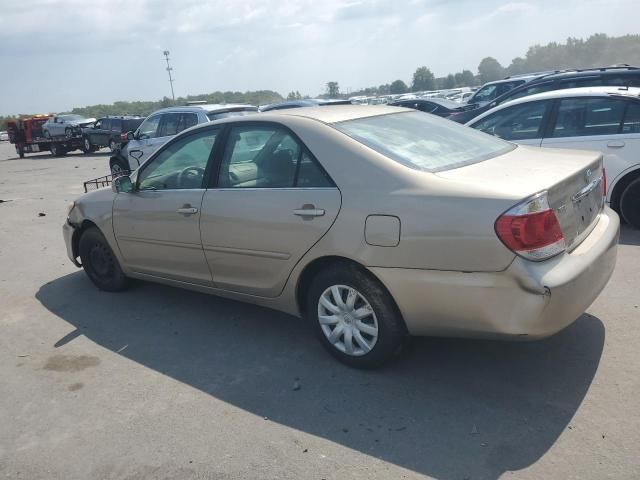 2005 Toyota Camry LE