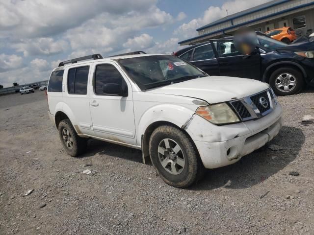 2006 Nissan Pathfinder LE