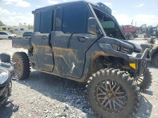 2022 Can-Am Defender Max Limited Cab HD10